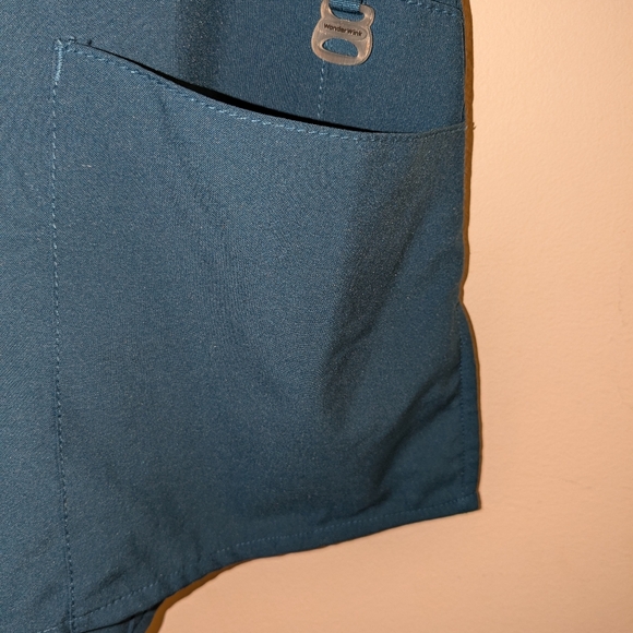 blue wonderwink scrub top XS - Picture 2 of 4